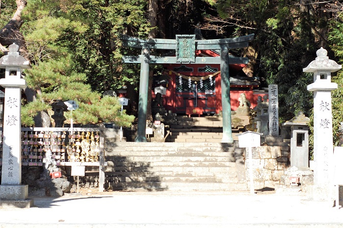 奥日光の山岳信仰の霊山である男体山への登拝口・日光二荒山神社