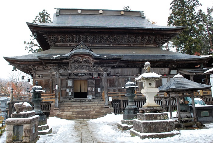幼いころから、人生の節目節目の時代の流れの中で、訪れた圓蔵寺への参拝の思い出は、私にとって、また、せせらぎの宿尾瀬野にとりましても、かけがえのないものになっております。