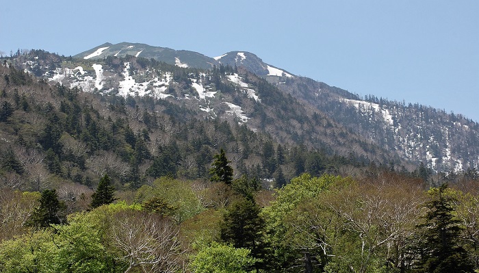 尾瀬山開き式典の行われた尾瀬御池登山口には、東北以北の最高峰である、燧ケ岳（標高２３５６ｍ）の登山口もありますので、ぜひ多くの御客様、安全第一ではありますが、燧ケ岳登山にて、尾瀬国立公園の素晴らしさを感じていただけたらと思います。