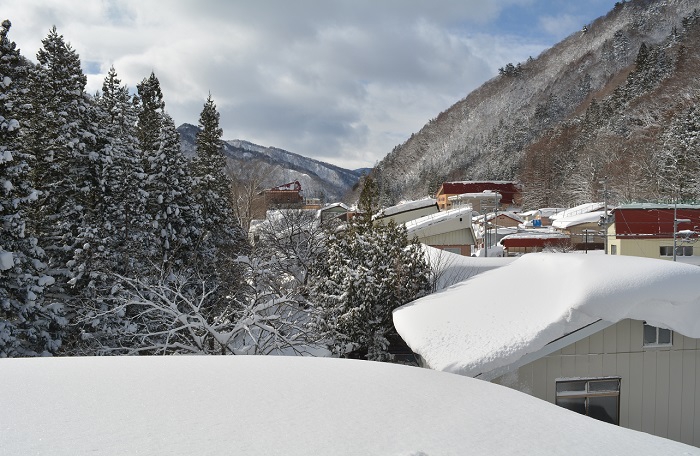 積雪深度で国内２番目を記録することも珍しくないほどの特別豪雪地帯の桧枝岐村です（２０２２年１月１９日）。