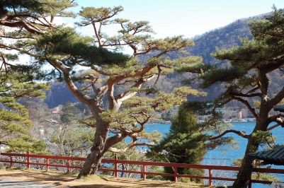 青空の広がる晴天の中での、男体山・日光二荒山神社　中宮祠　参拝。初めて訪れましたが、本当に素晴らしい場所でした。