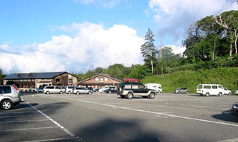 尾瀬御池登山口駐車場